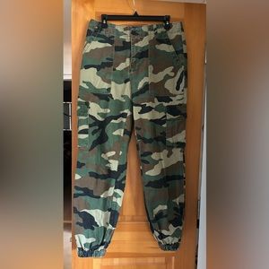Forever 21 camouflage pants